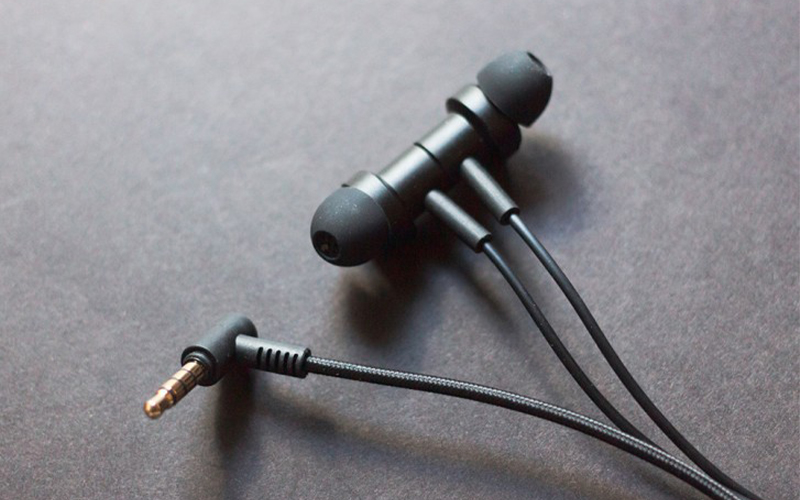 Headphones under 1000