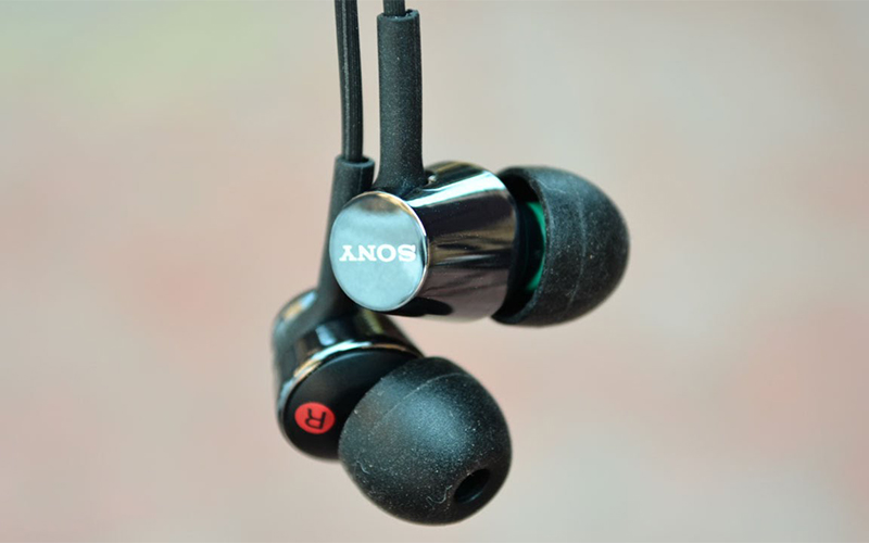 Headphones under 1000