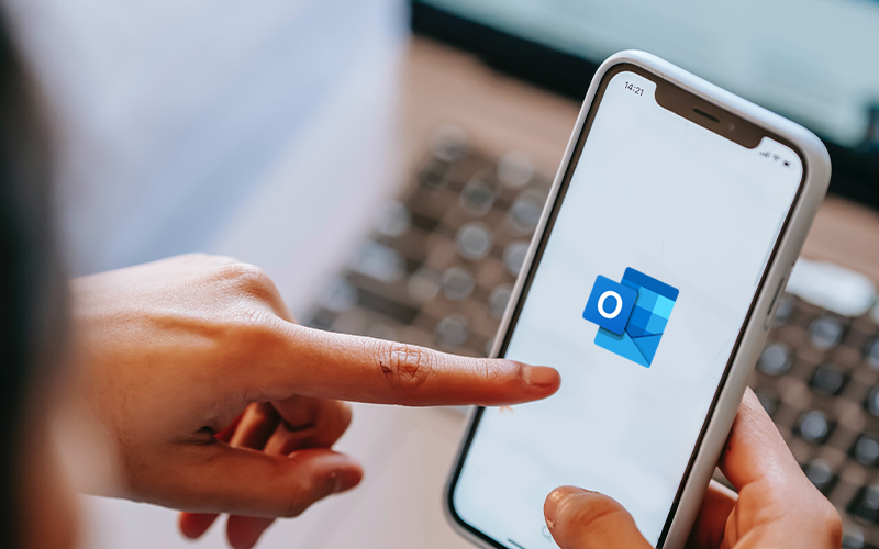 Outlook Not Working on Android